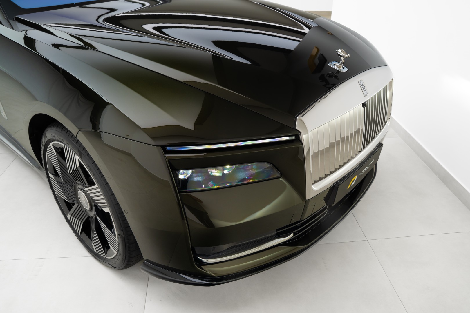 2024 ROLLS ROYCE SPECTRE. GCC. WARRANTY SERVICE. FULL OPTION.